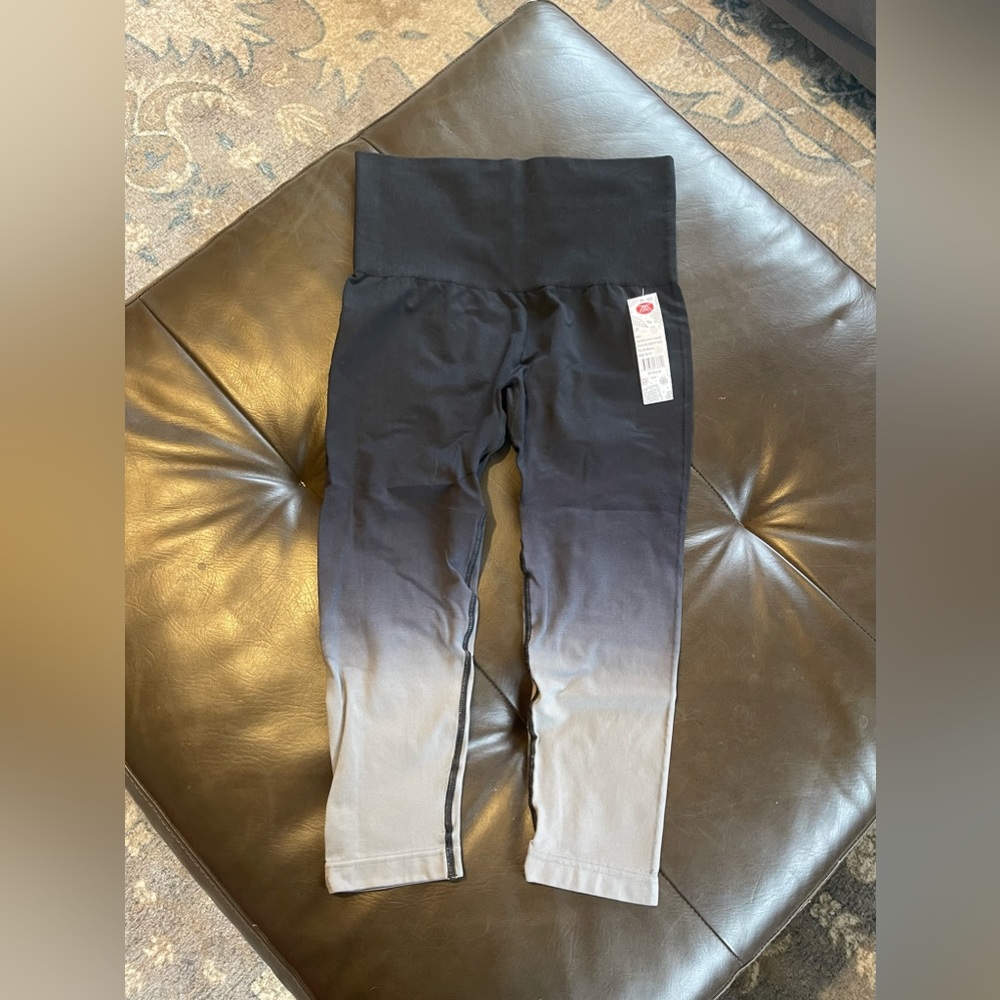 Black ombre leggings